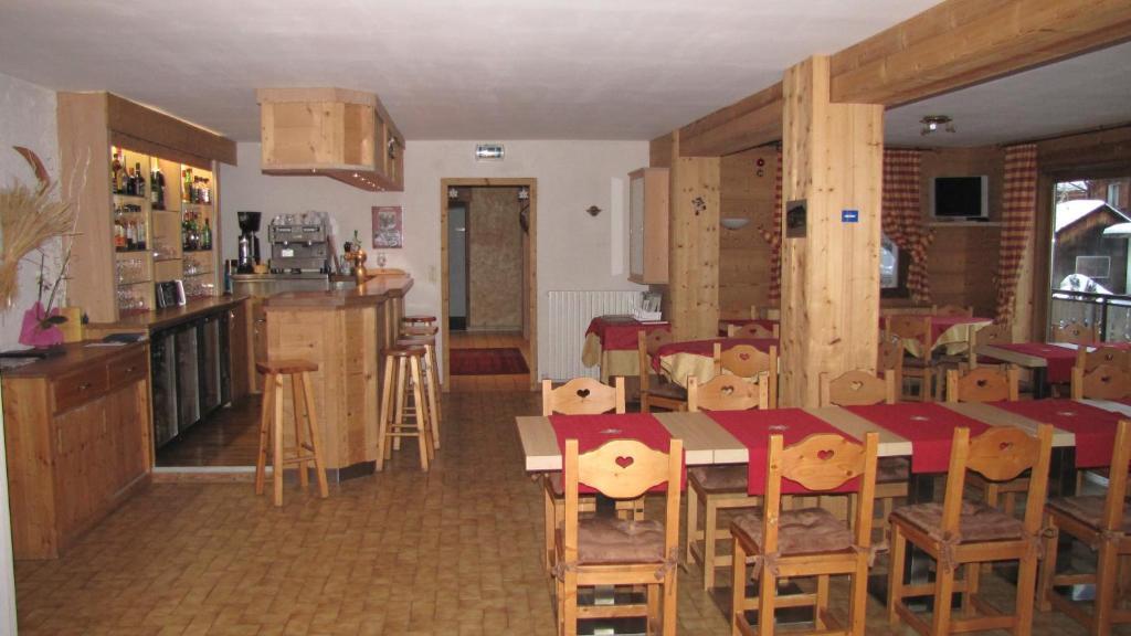 Hotel Alpen Roc Morzine Exteriér fotografie