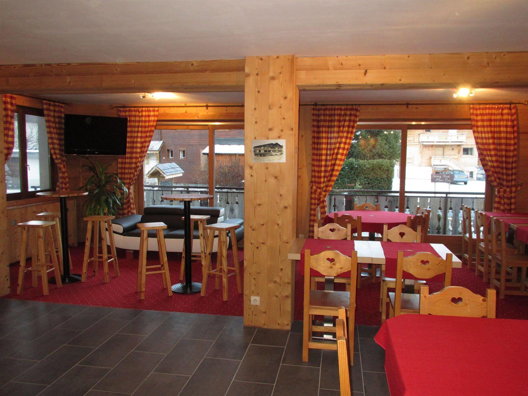 Hotel Alpen Roc Morzine Exteriér fotografie